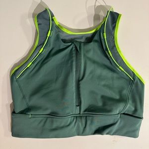 Unworn sports bra. High impact too secure for me would be good for a runner